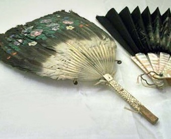 Hand Painted Fans Feather, wood & mother of pearl, silk.